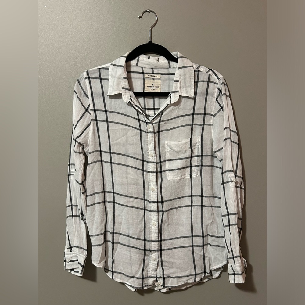 American Eagle Button Down